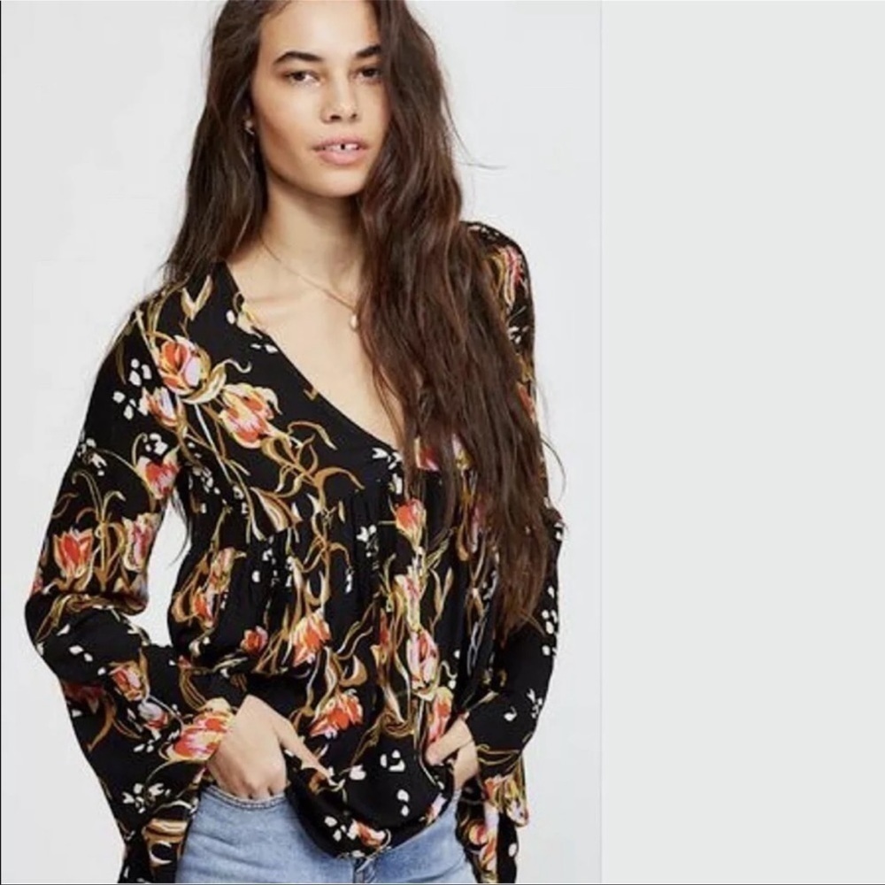 FREE PEOPLE Bella Bell Sleeve V-Neck Tunic Top